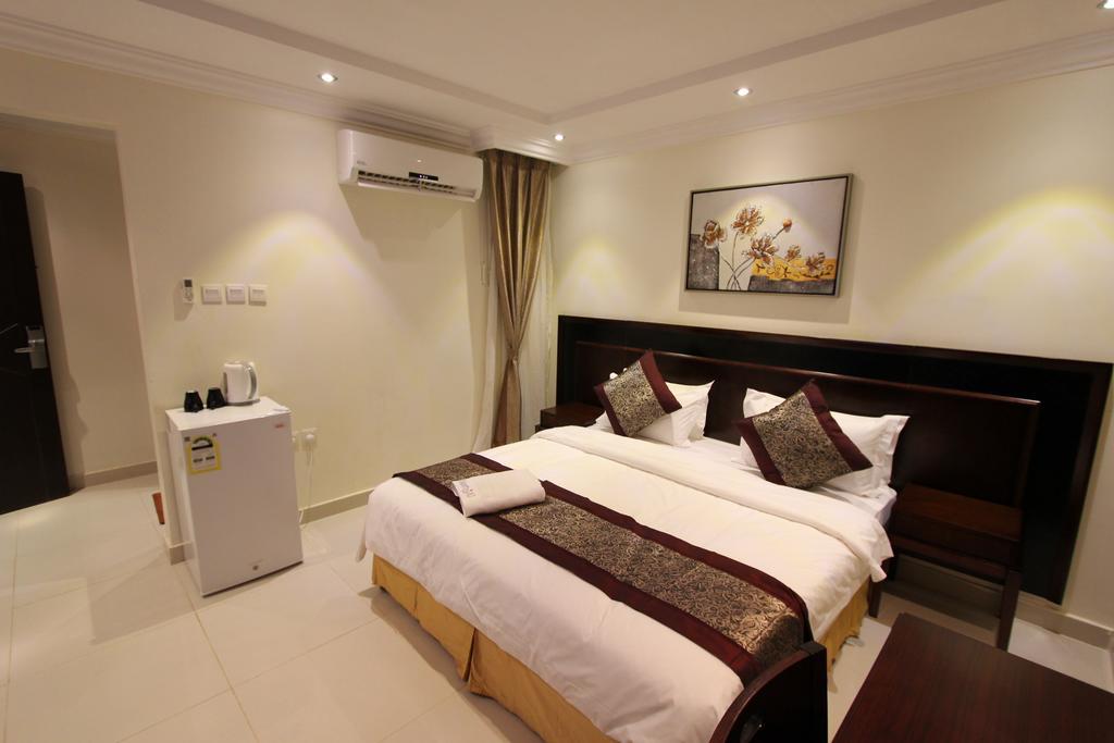 Taleen Alaqiq Hotel Apartments Riyadh Room photo